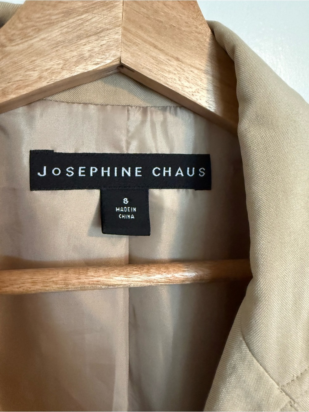 Josephine Chaus Beige 100%Silk Blazer